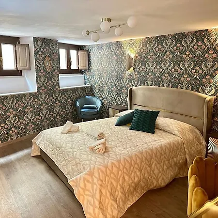Luxury Francesca Dei Medici Daire
